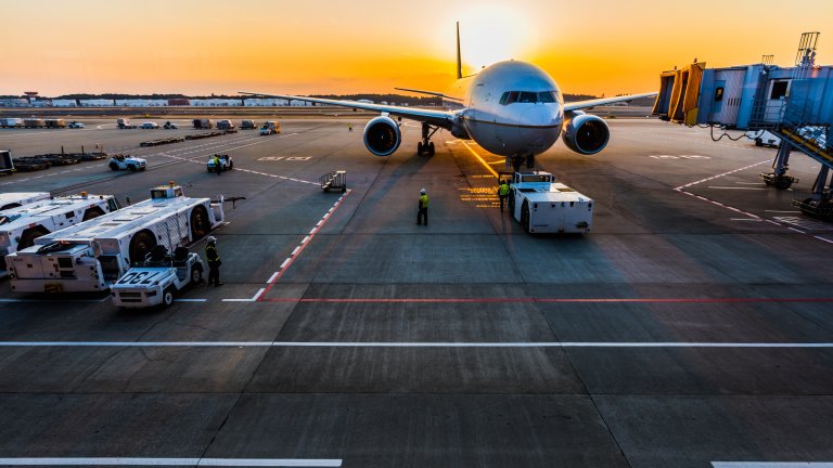 Flugzeug beim Parken