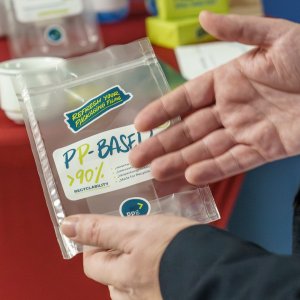 Verpackung Hand